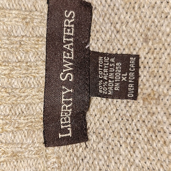 Vintage. Made in USA. Liberty Sweaters. Cotton- blend crewneck. Men's size XL - Picture 2 of 15